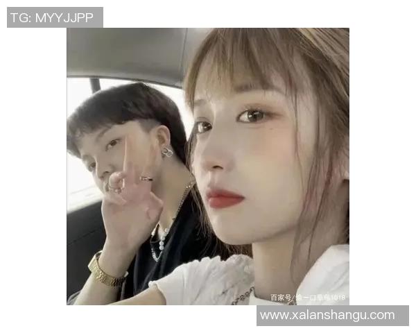 足球明星情侣头像搭配展现甜蜜瞬间助力情侣共同庆祝彼此的爱情与激情 足球明星情侣头像搭配展现甜蜜瞬间助力情侣共同庆祝彼此的爱情与激情